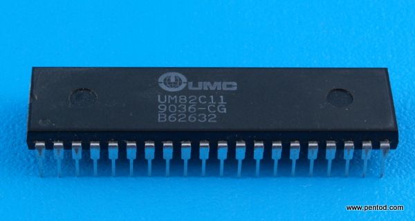 UM82C11-	 Yazıcı Adaptörü Arabirimi