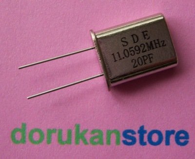 11.0592 MHz Büyük Kristal 100 Adet (0.08 USD)