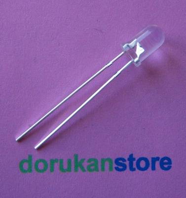 5mm Şeffaf Kırmızı LED 1000-1500mcd  15° 25 Adet (0.026 USD)